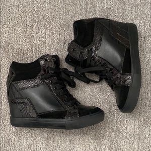 Aldo Black wedged Shoe